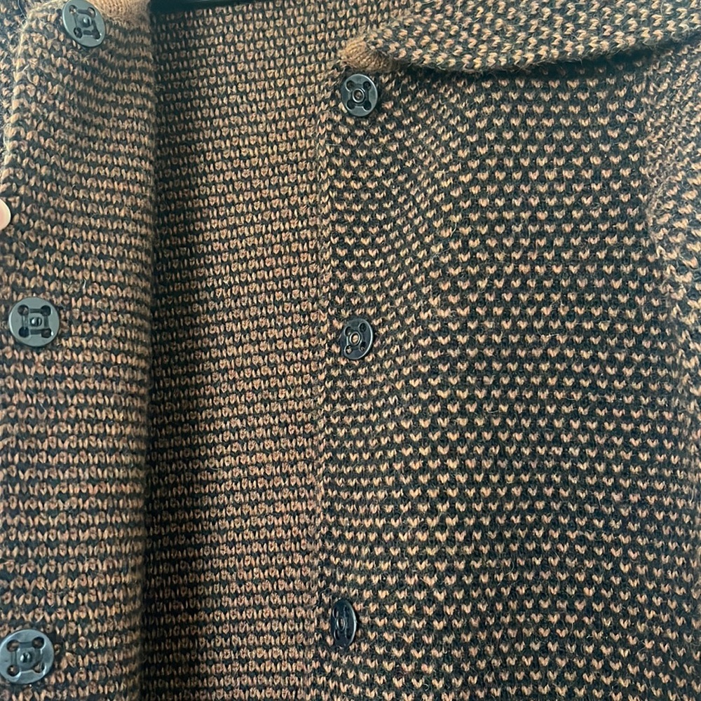Le Maglie Di Sofia Button Down Brown Cardigan View 5